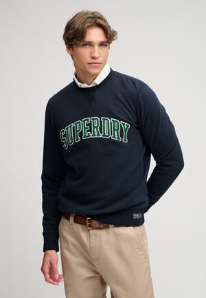 ATHLETIC APPLIQUE RELAXED CREW