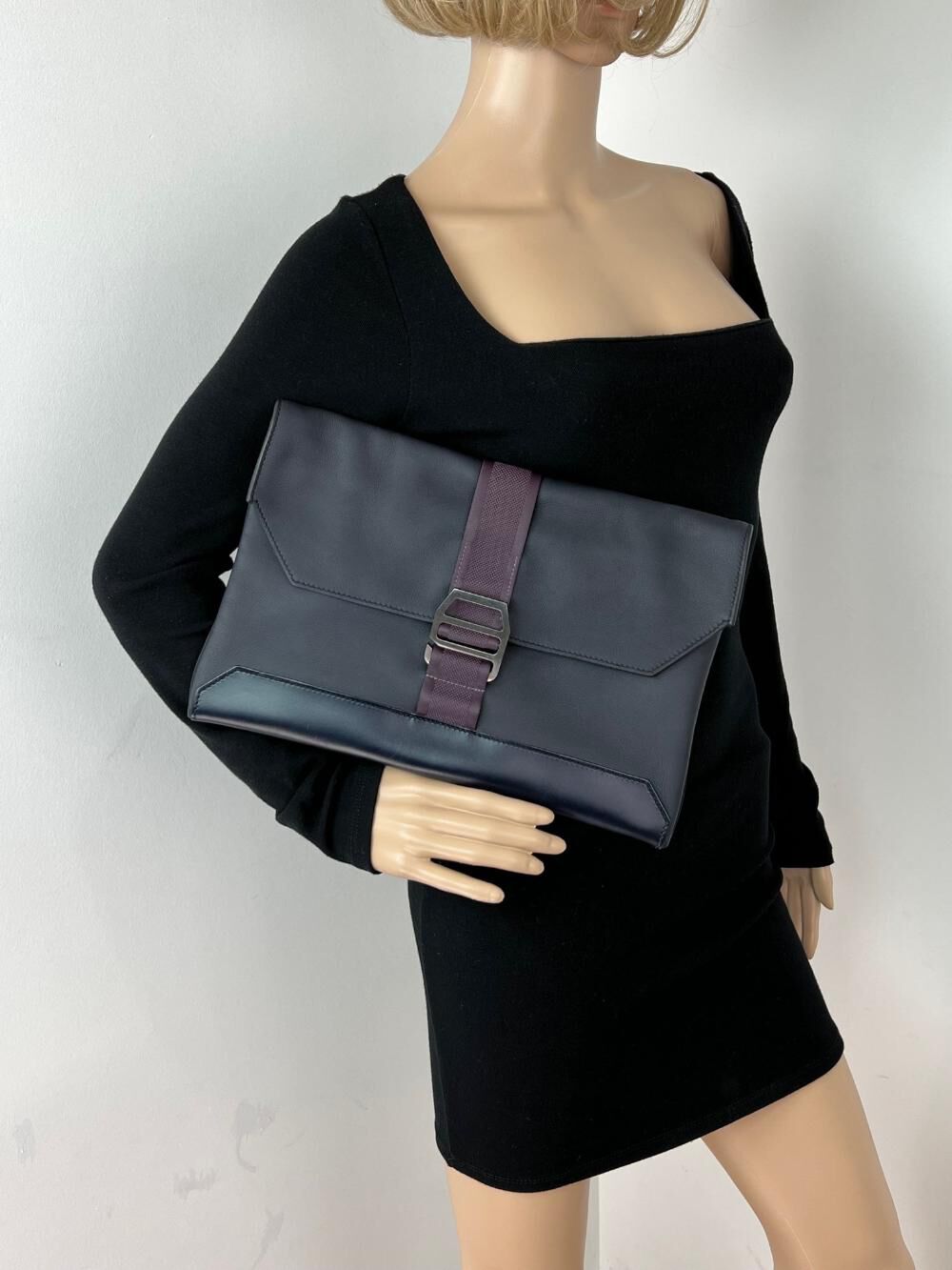 Herm&egrave;s Clutch