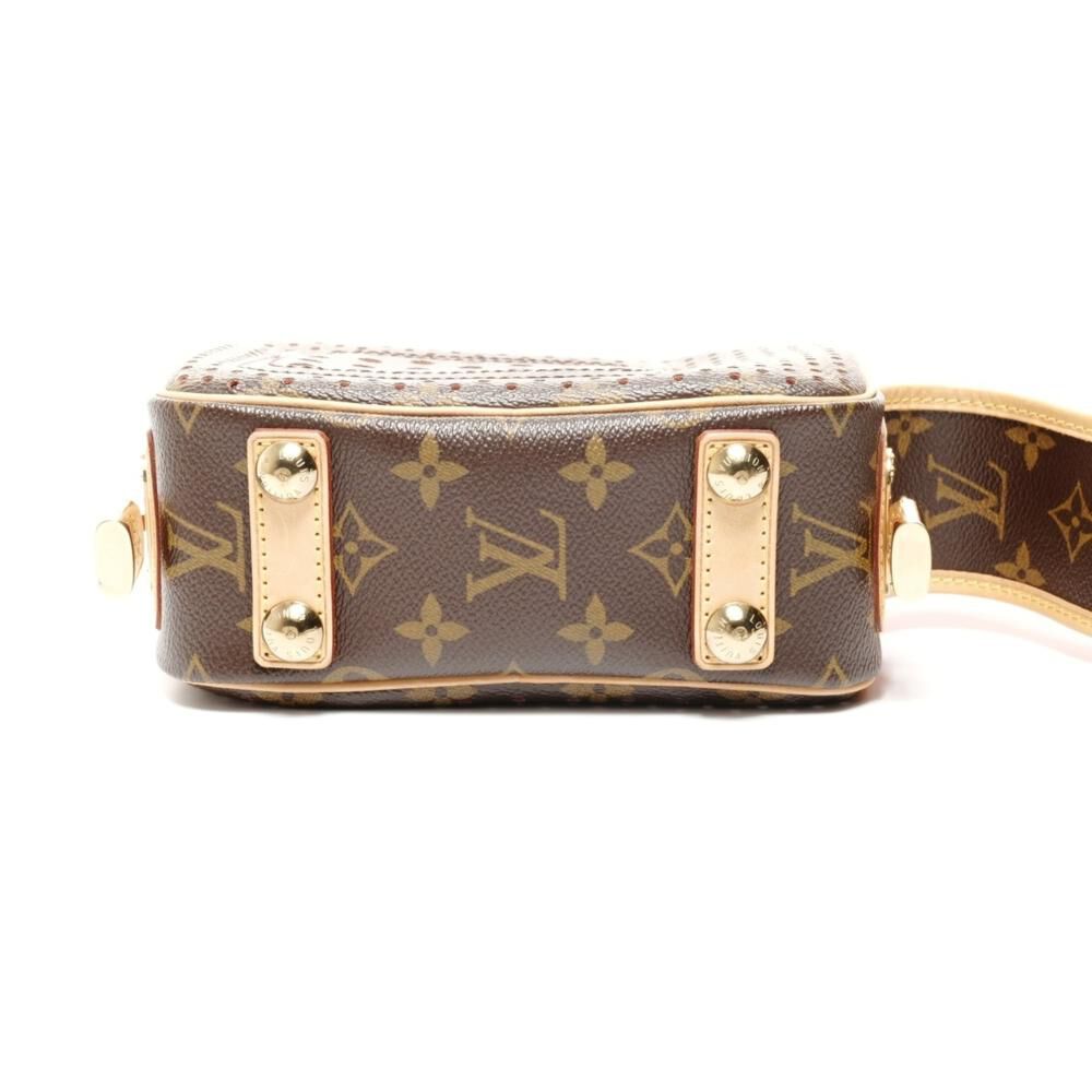 Louis Vuitton Shoulder Bags