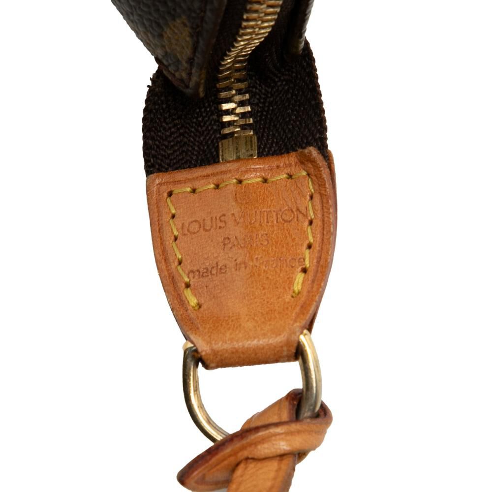 Louis Vuitton Pochette Accessoires