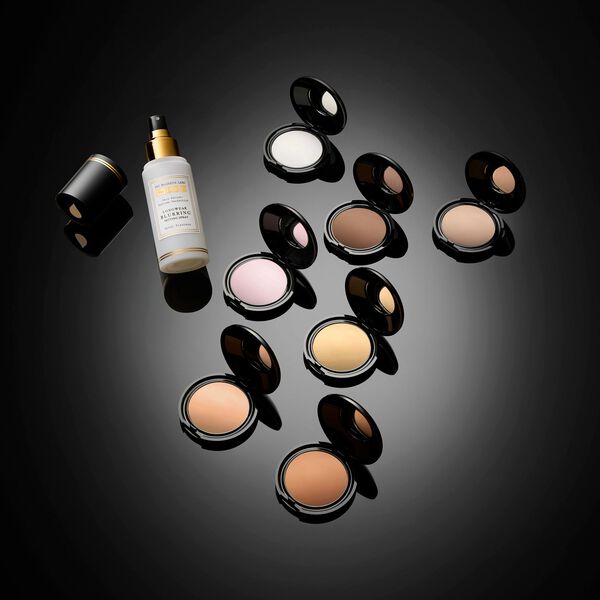 Skin Fetish: Sublime Perfection Blurring Under-Eye Powder