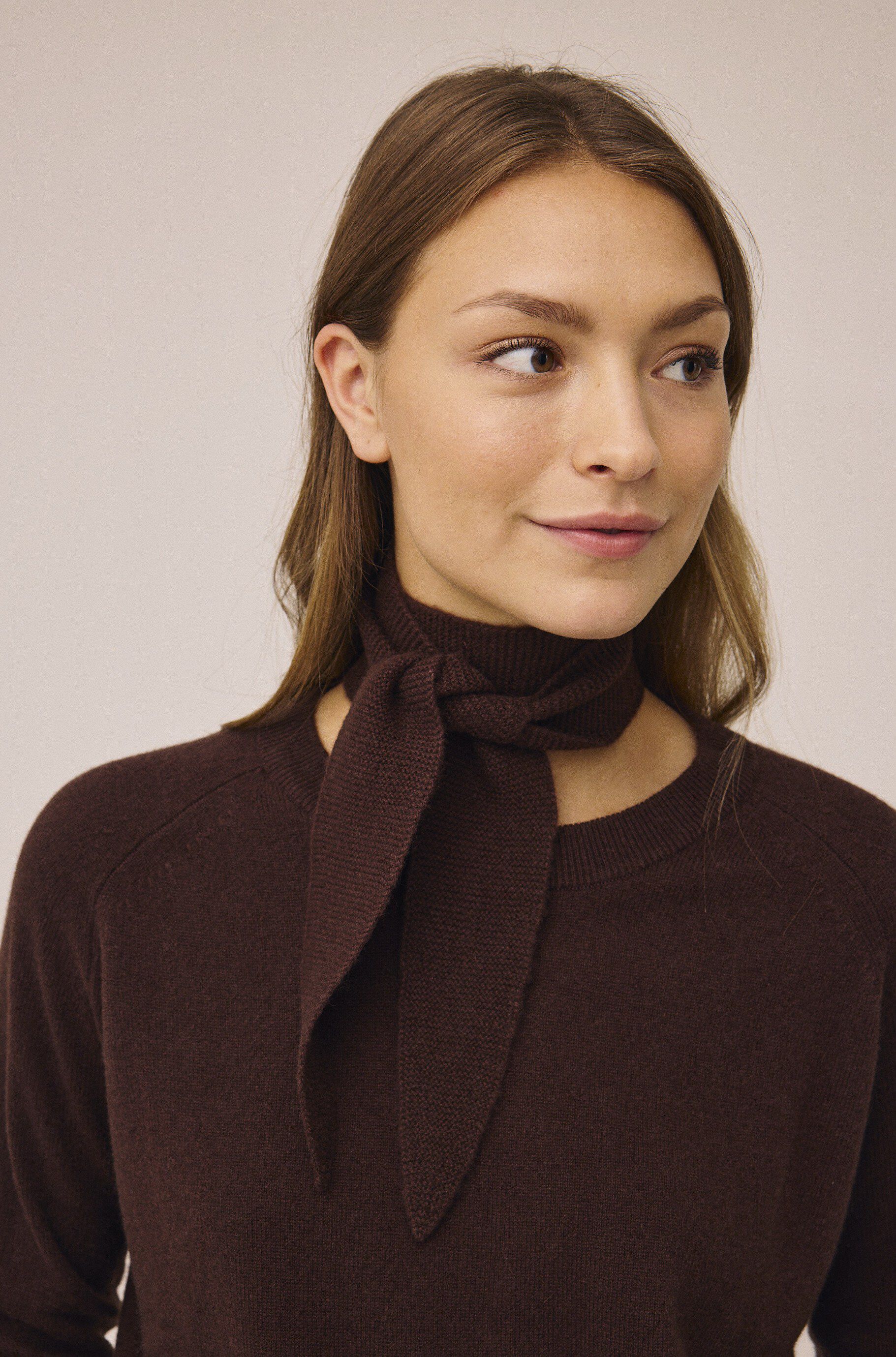 Karrie 19 - 100% Cashmere GCS