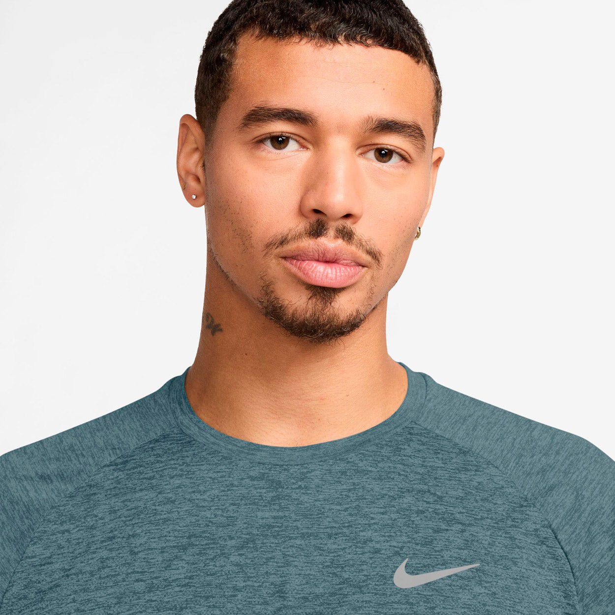 Stride Dri-Fit L&oslash;be T-shirt