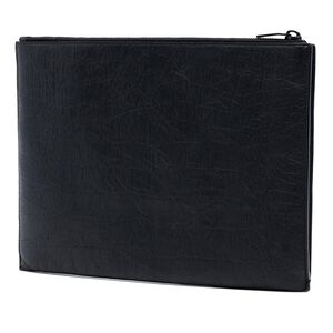 Yves Saint Laurent Clutch