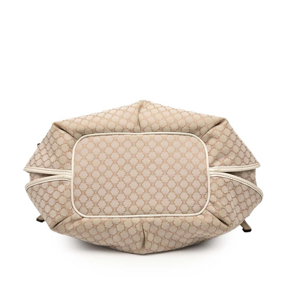 C&eacute;line Bittersweet