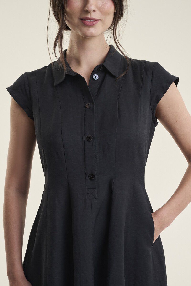 Sukosu kjole med krave