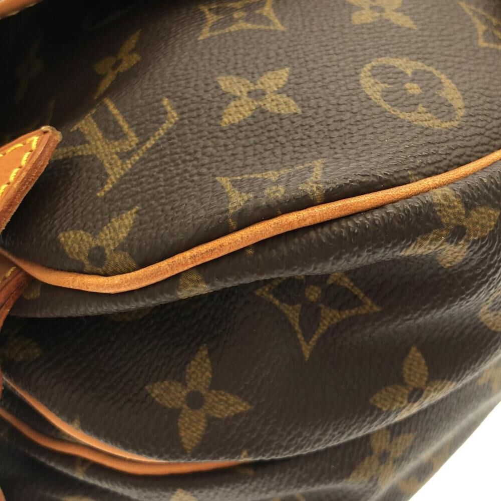 Louis Vuitton Saumur
