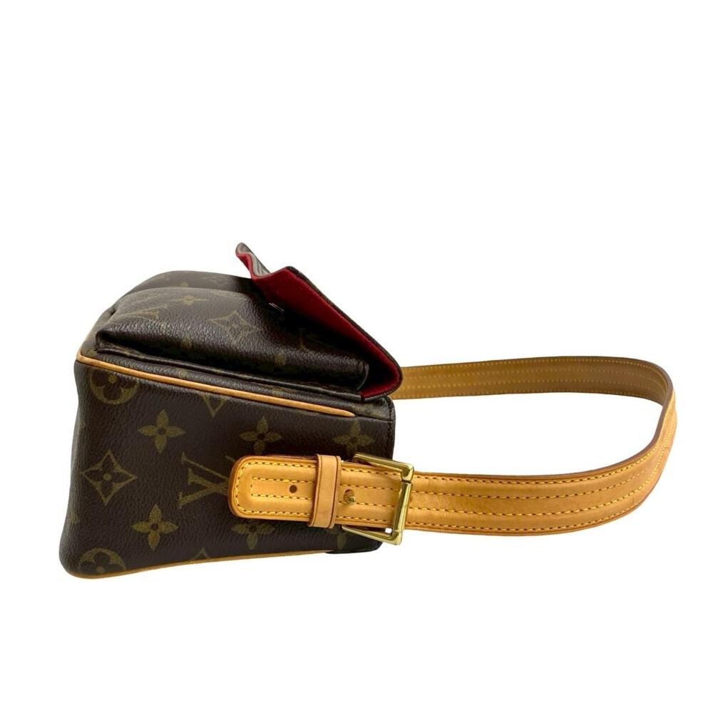 Louis Vuitton Shoulder Bags