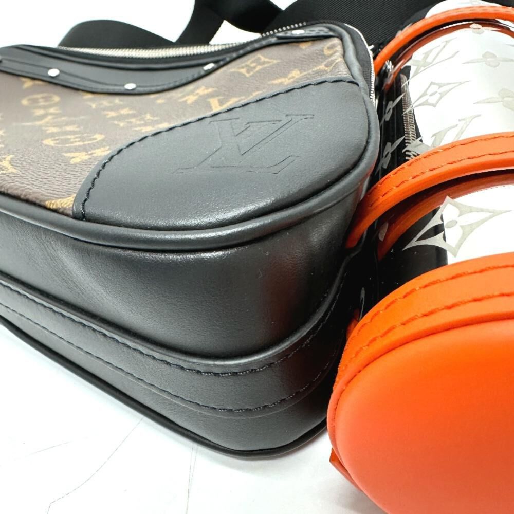 Louis Vuitton Shoulder Bags