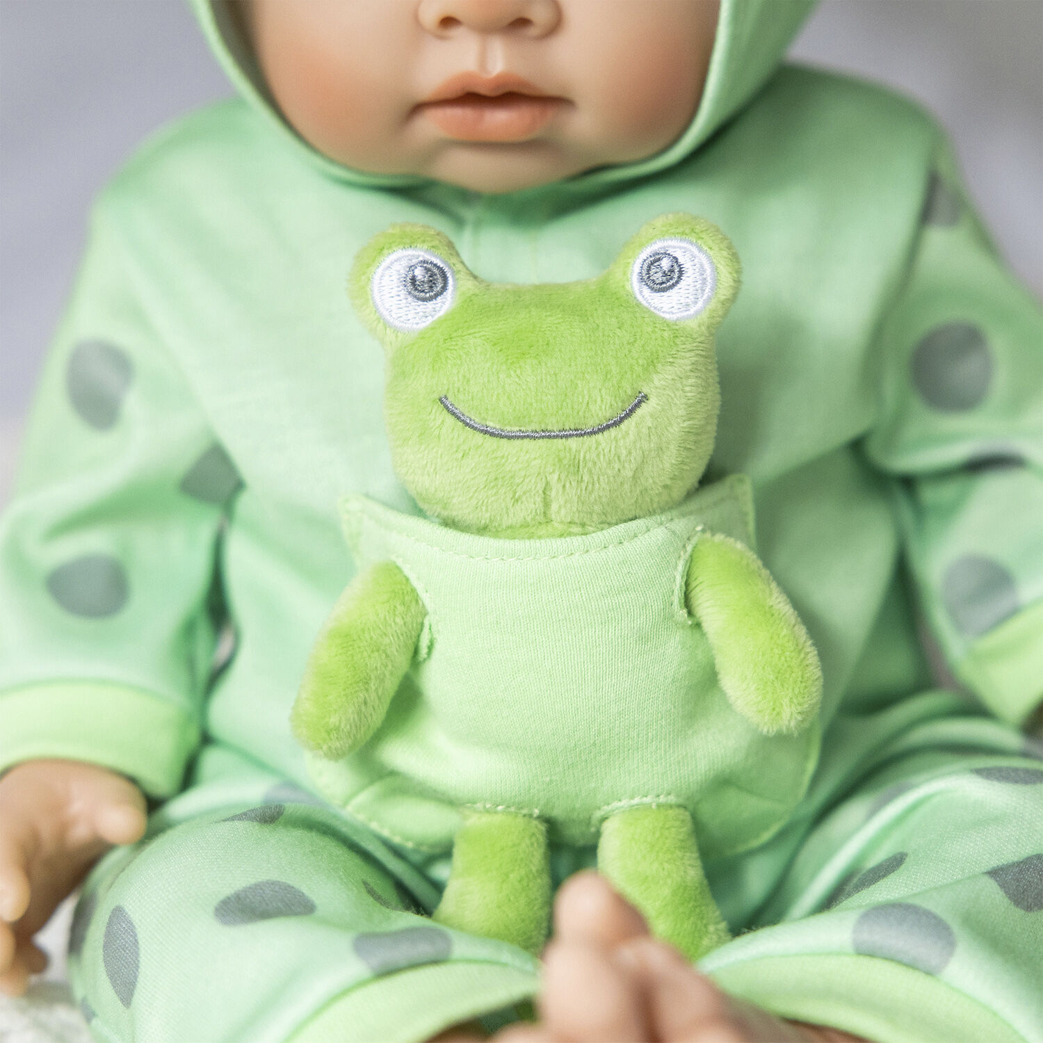 TINY TREASURES. Froggy Al