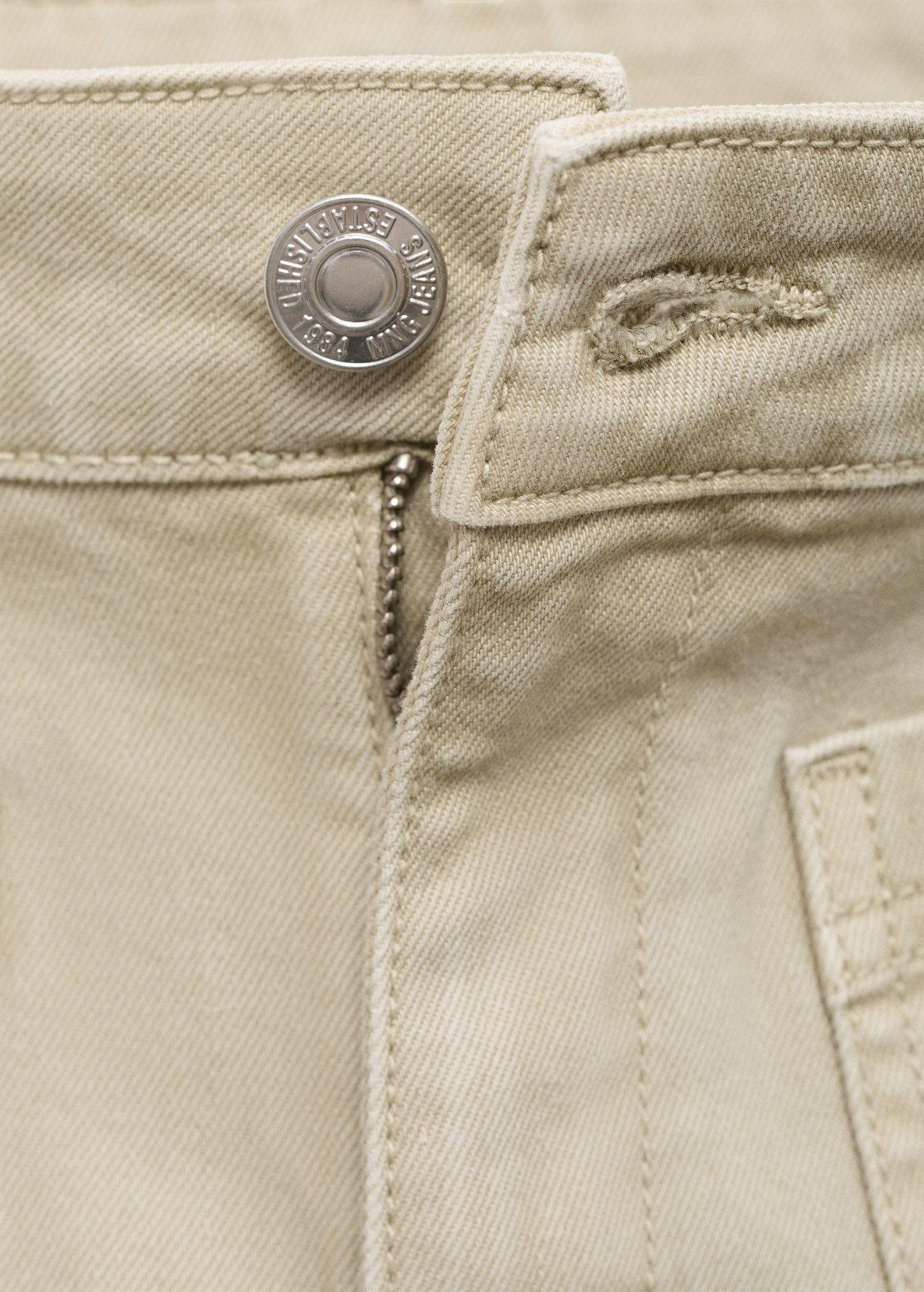 Flared cropped jeans with pockets