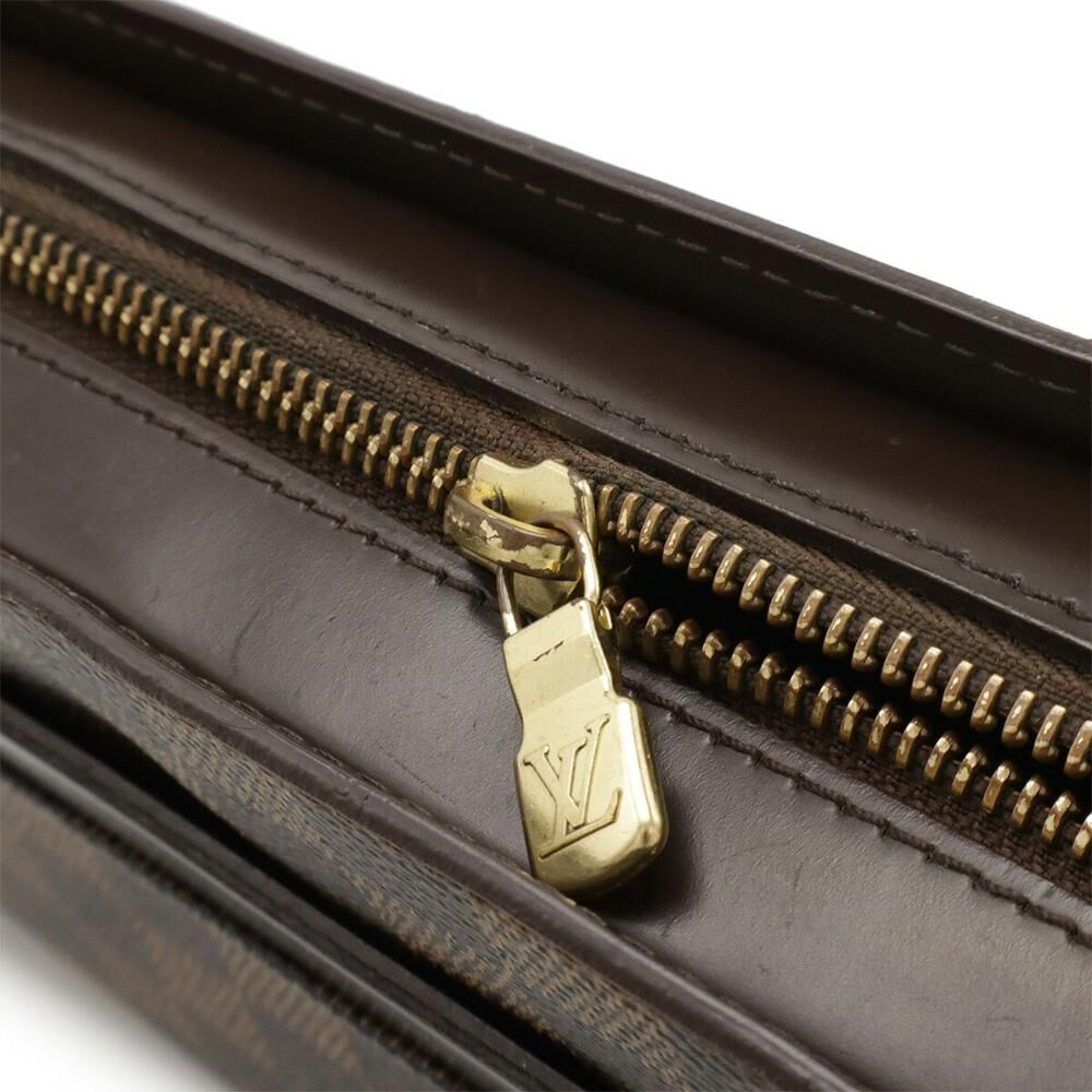 Louis Vuitton Clutch