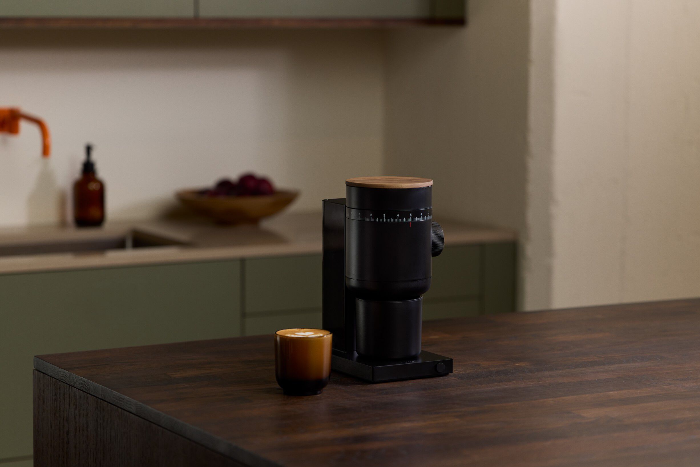 Opus Grinder Gen 2 Black with Walnut, EU