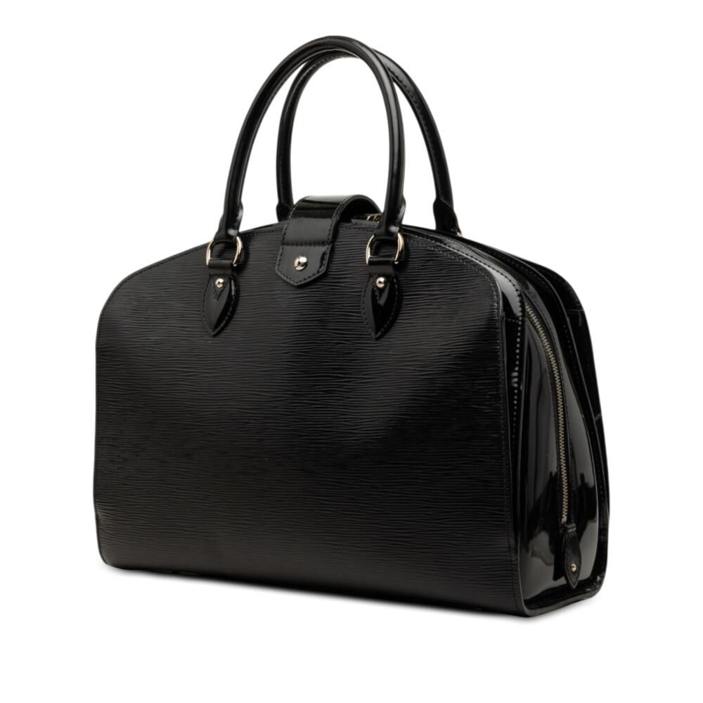 Louis Vuitton Pont Neuf