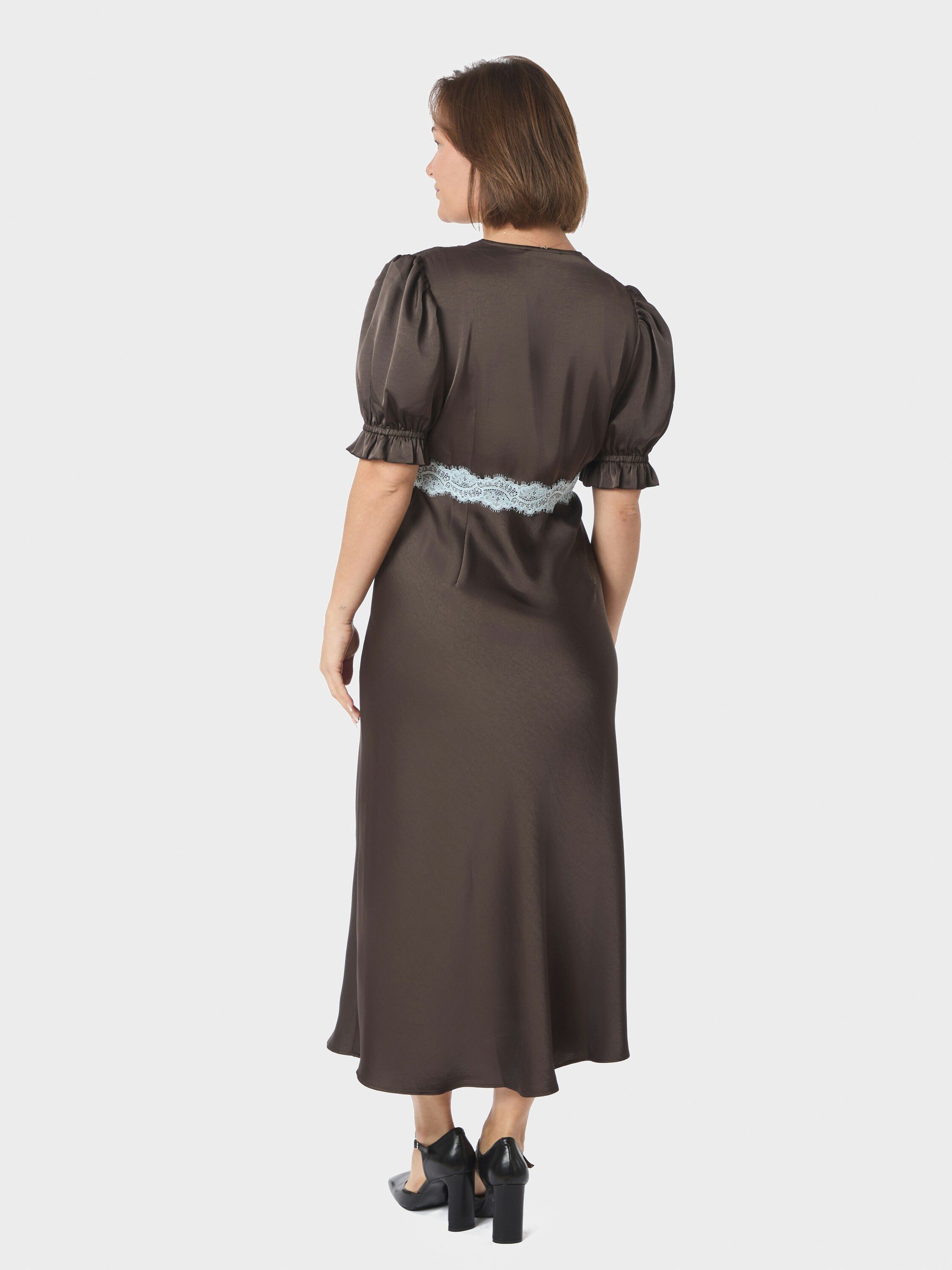 Vipe Lace Maxi Dress