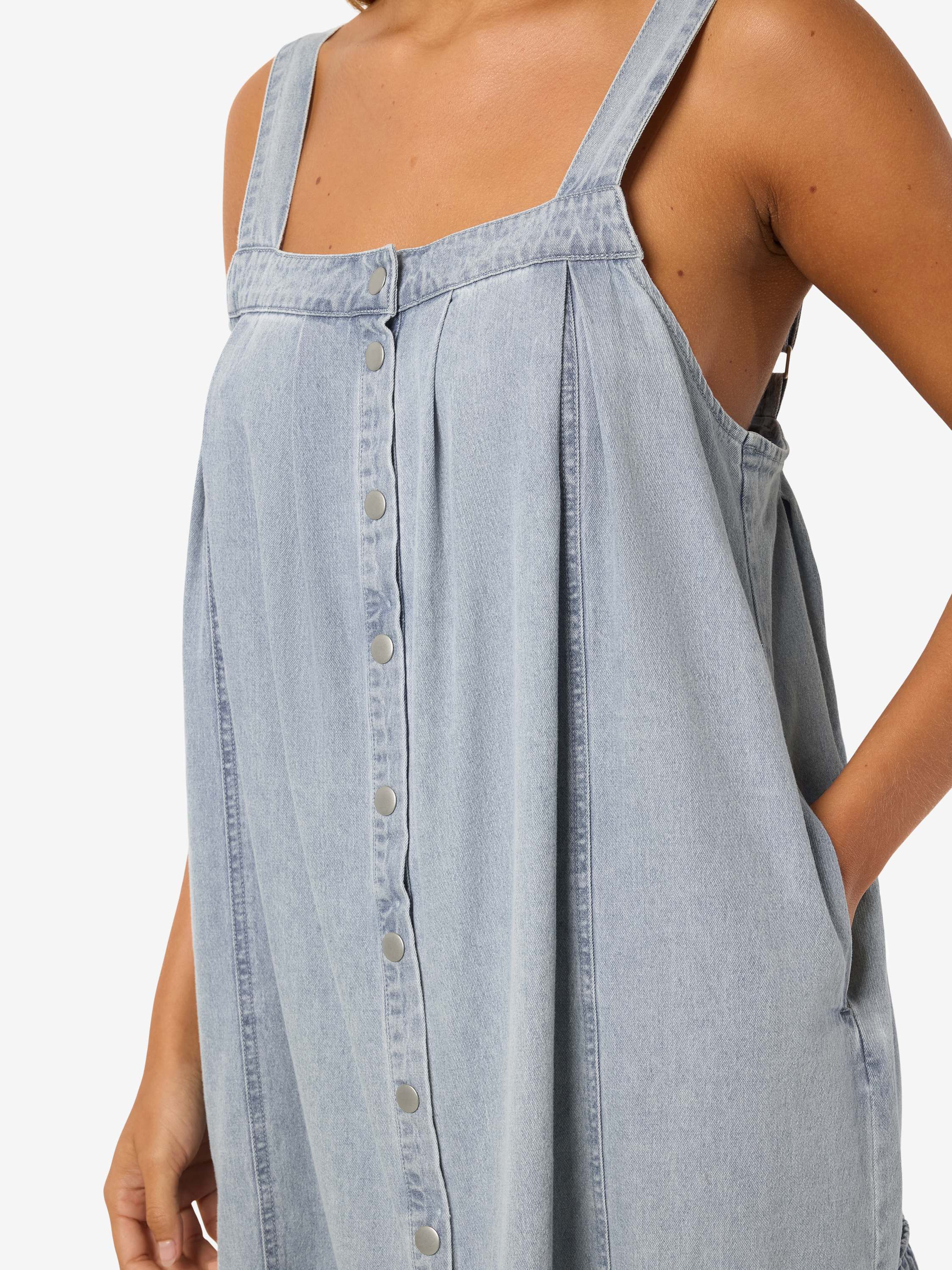 NMKATRI OREGON S/L DENIM DRESS BS00