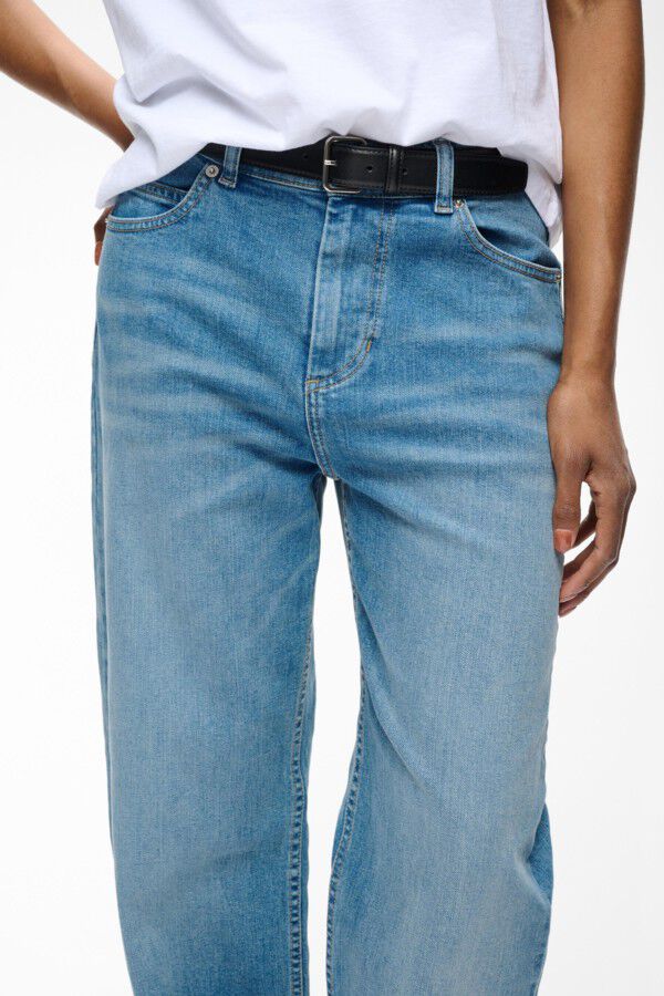 DARLINAIW CORE STRAIGHT JEANS