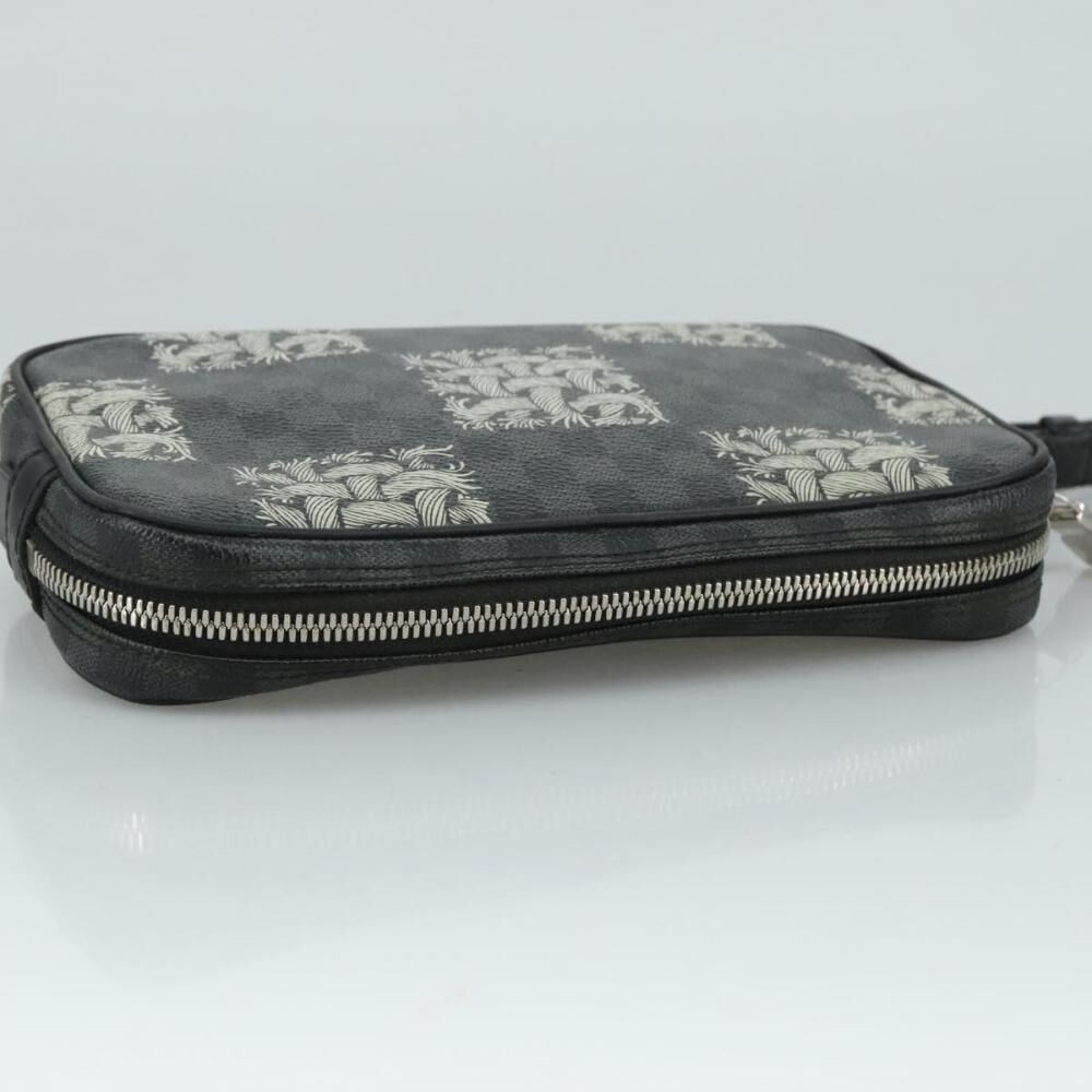 Louis Vuitton Clutch