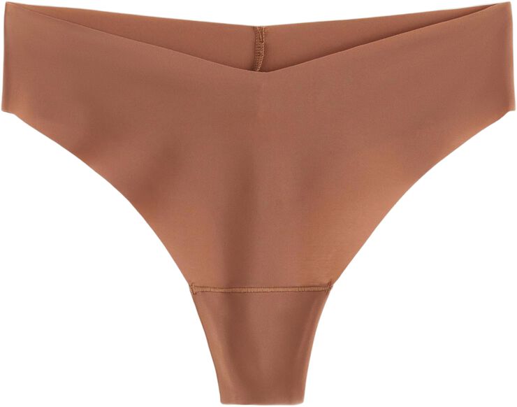 Usynlig g-streng med normal talje