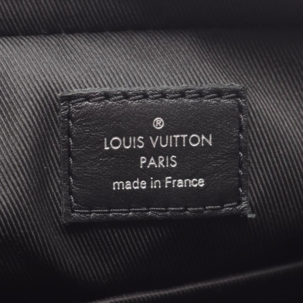 Louis Vuitton Messenger