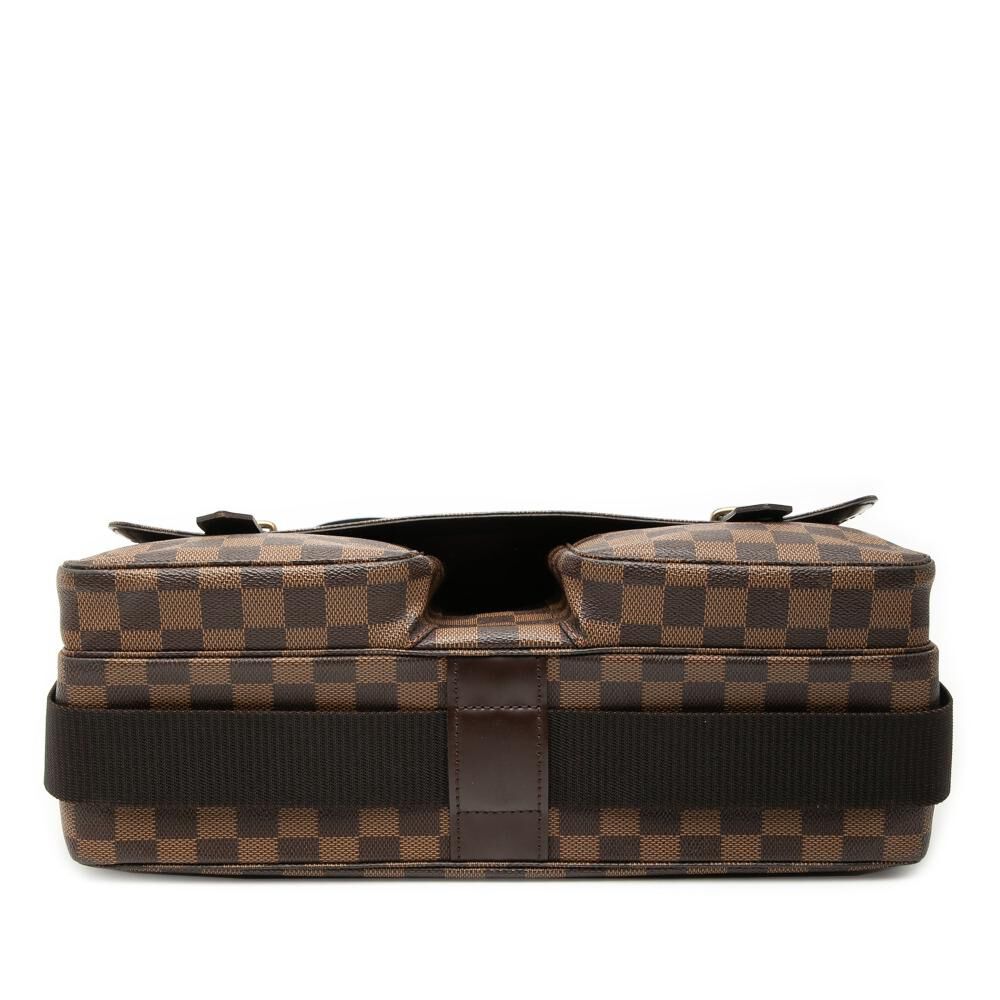 Louis Vuitton Broadway