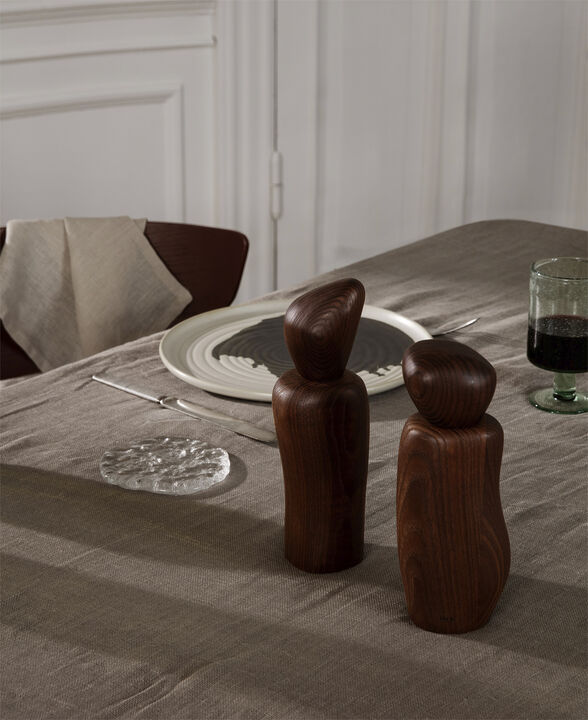 Pebble Grinder - Dark Brown