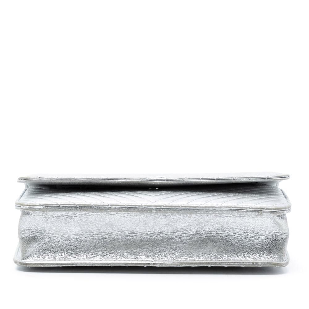 Chanel Wallet On Chain