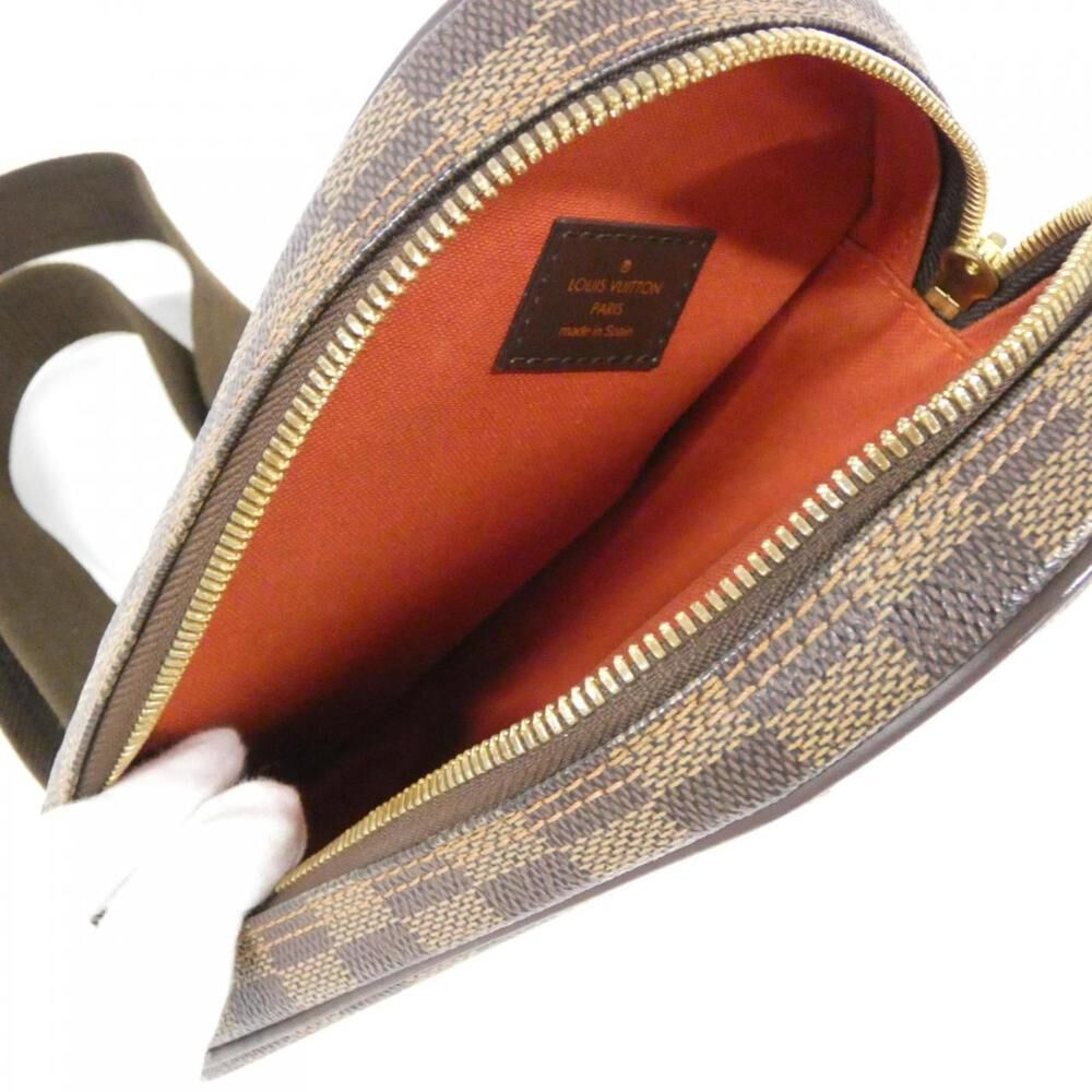 Louis Vuitton Shoulder Bags