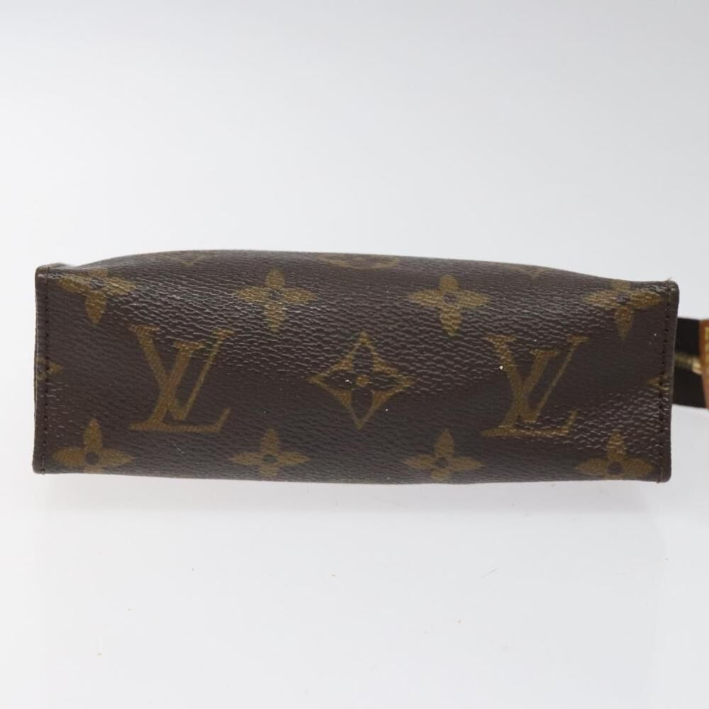 Louis Vuitton Poche Toilette