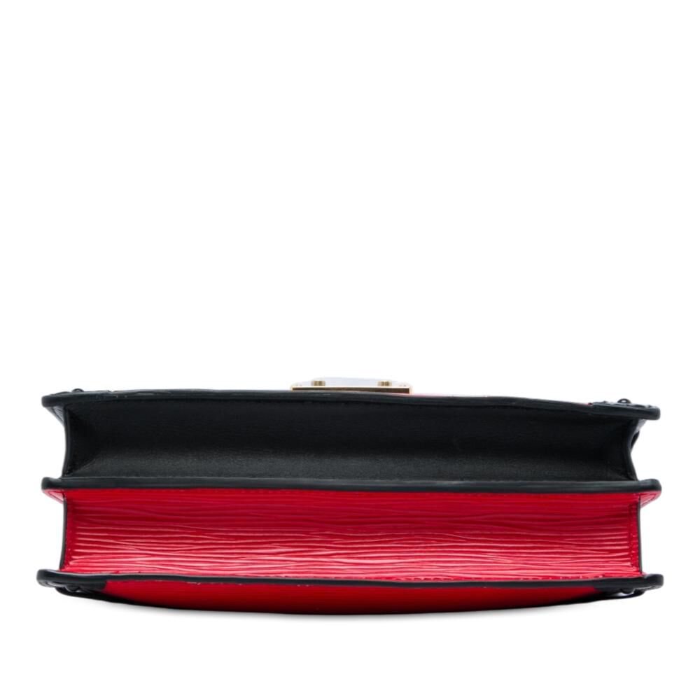 Louis Vuitton Clutch