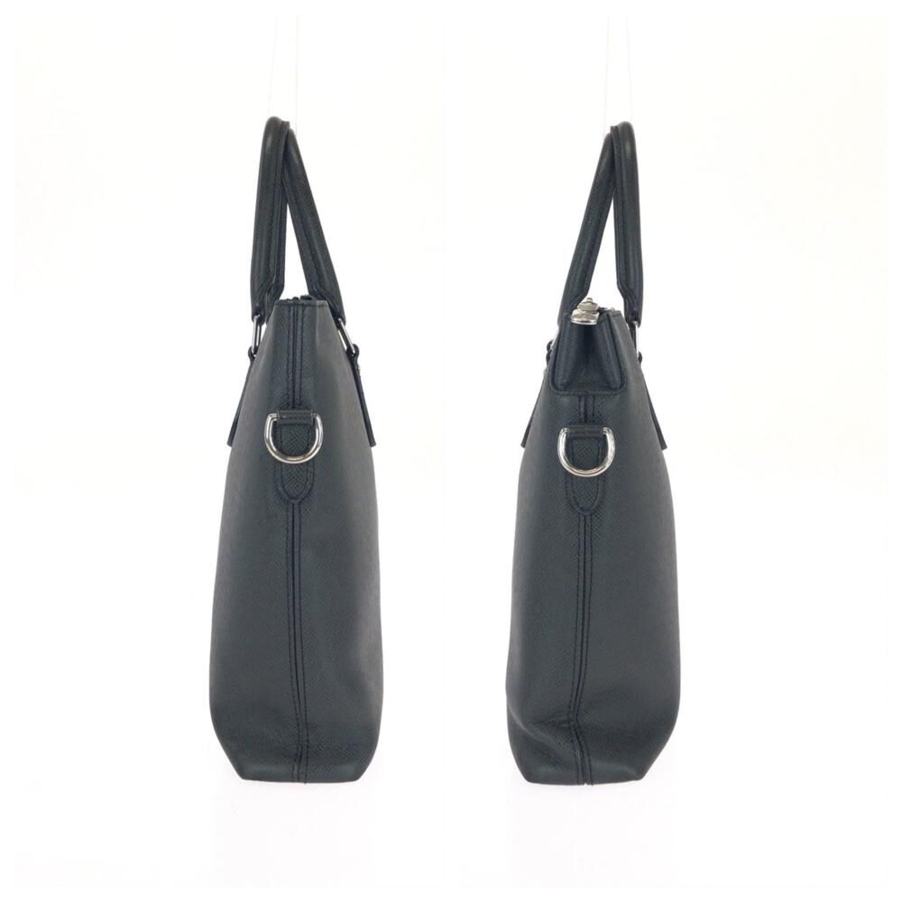 Louis Vuitton Anton