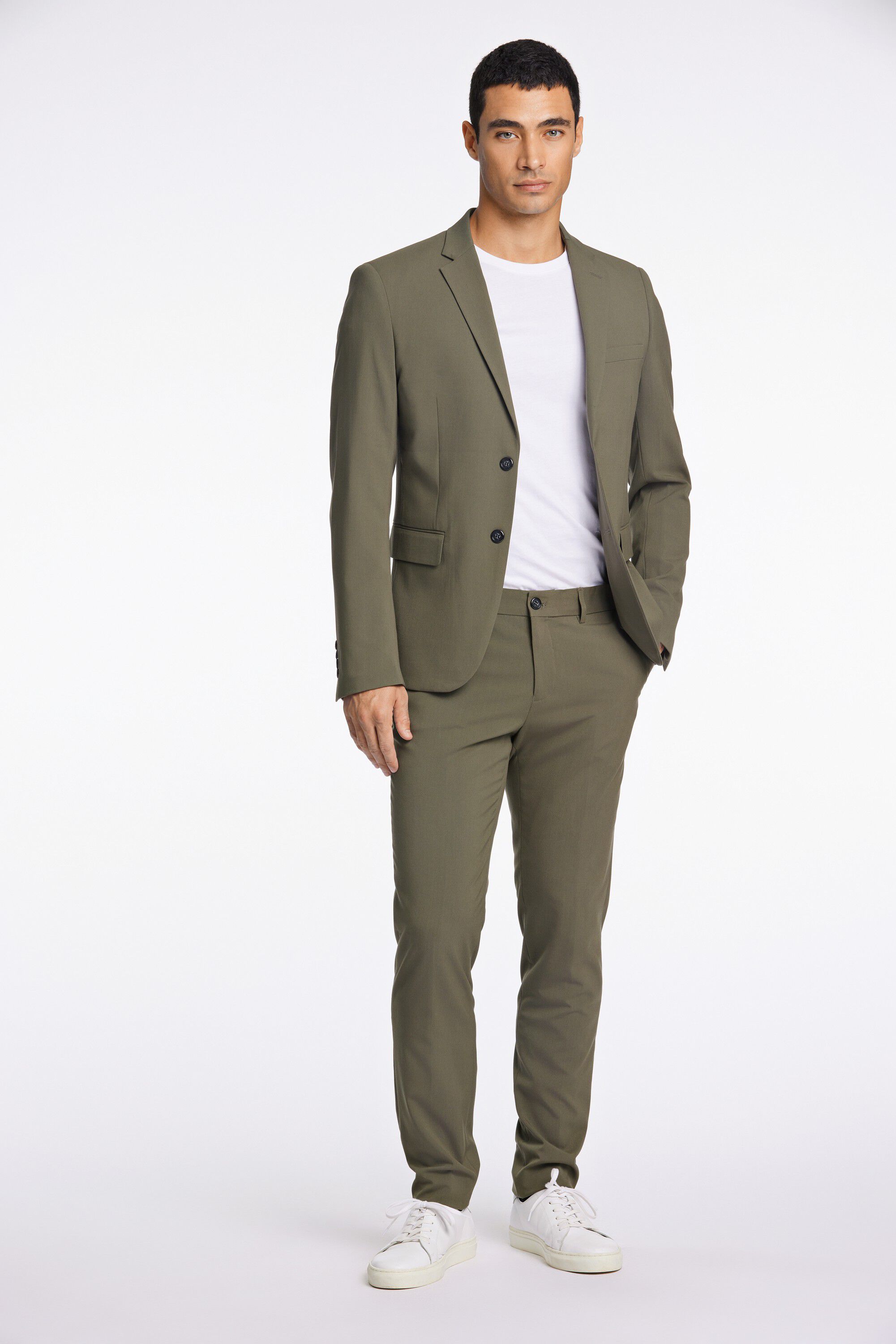 Suit med let stretch