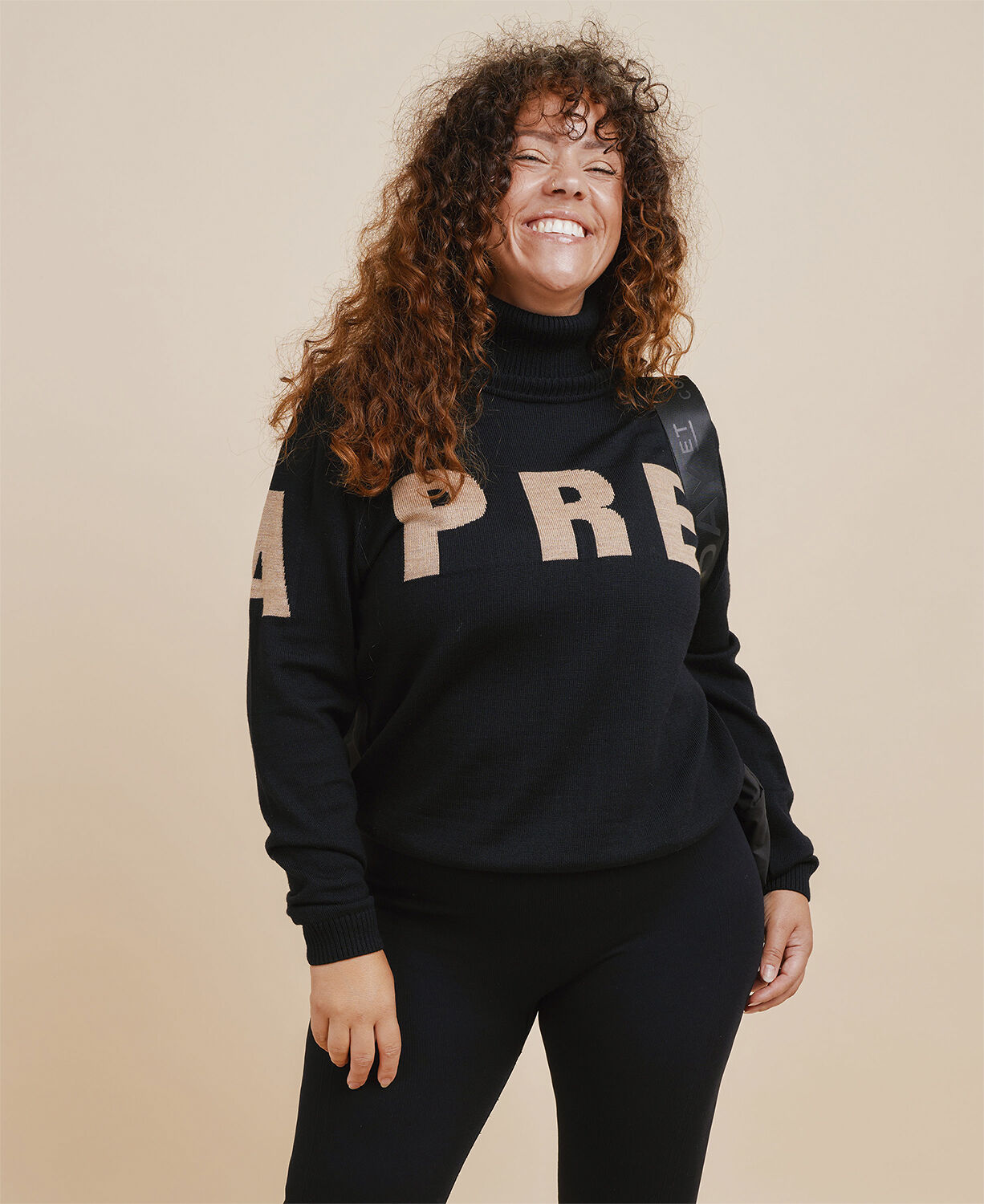 Alpine Turtleneck Knit Sweater - Nero