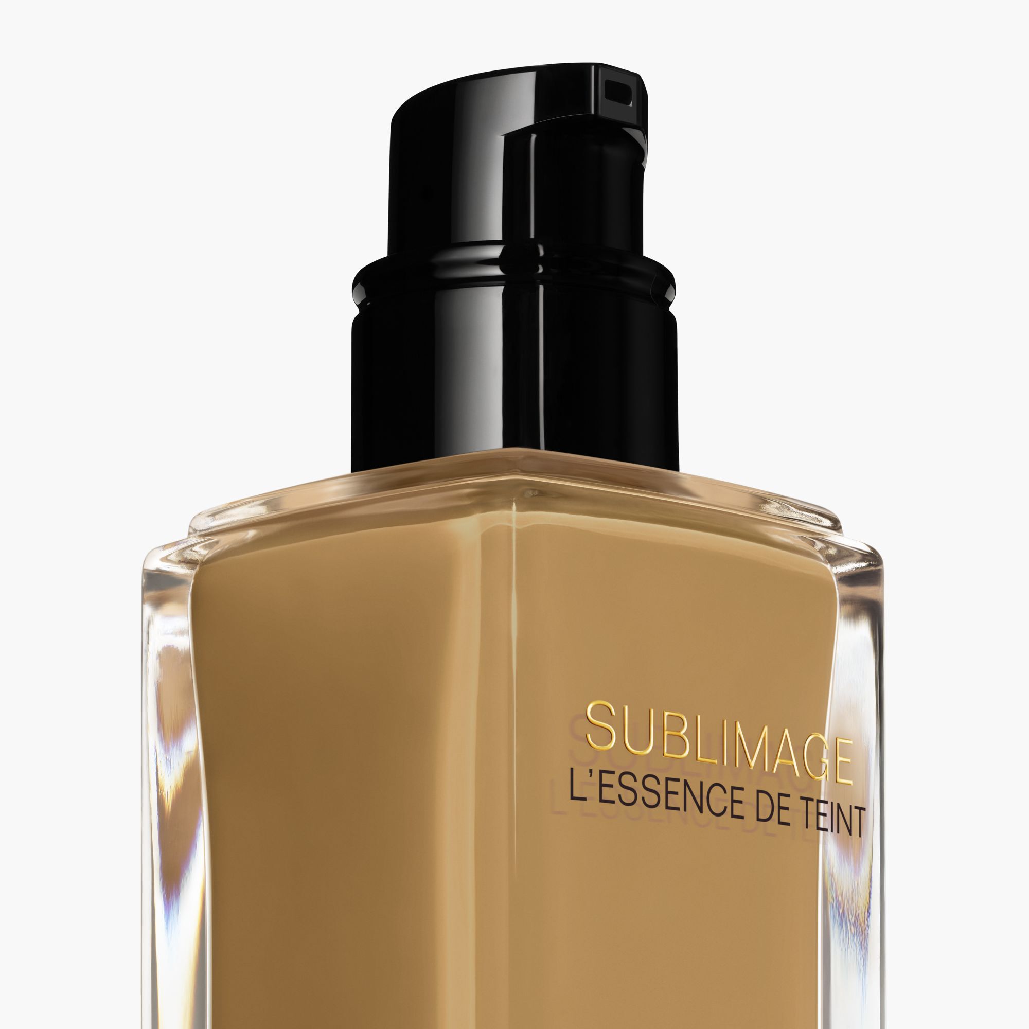 ET ULTIMATIVT FOUNDATIONSERUM FOR MERE UDSTR&Aring;LING