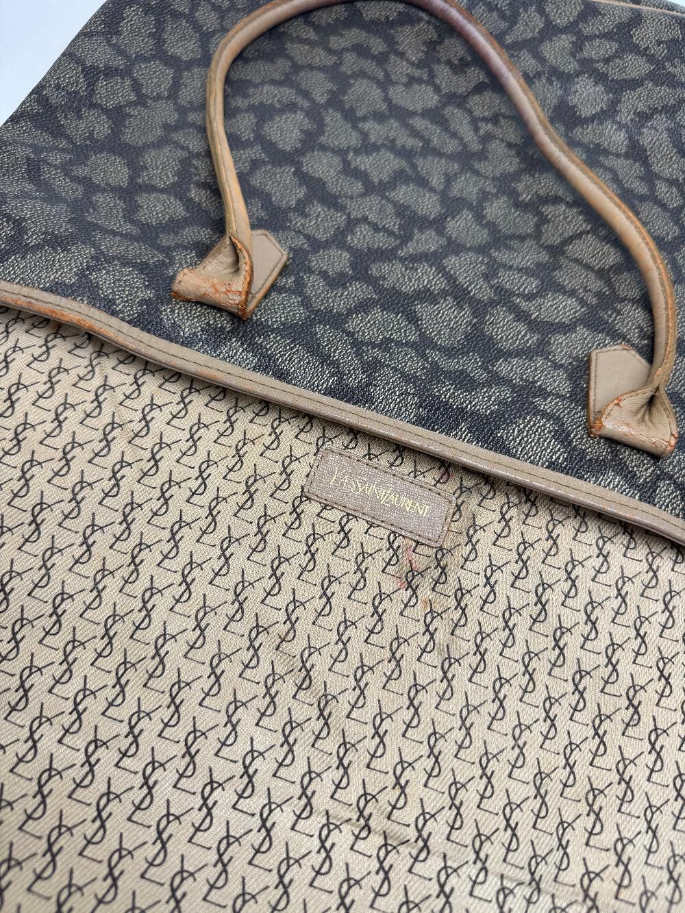 Yves Saint Laurent Tote