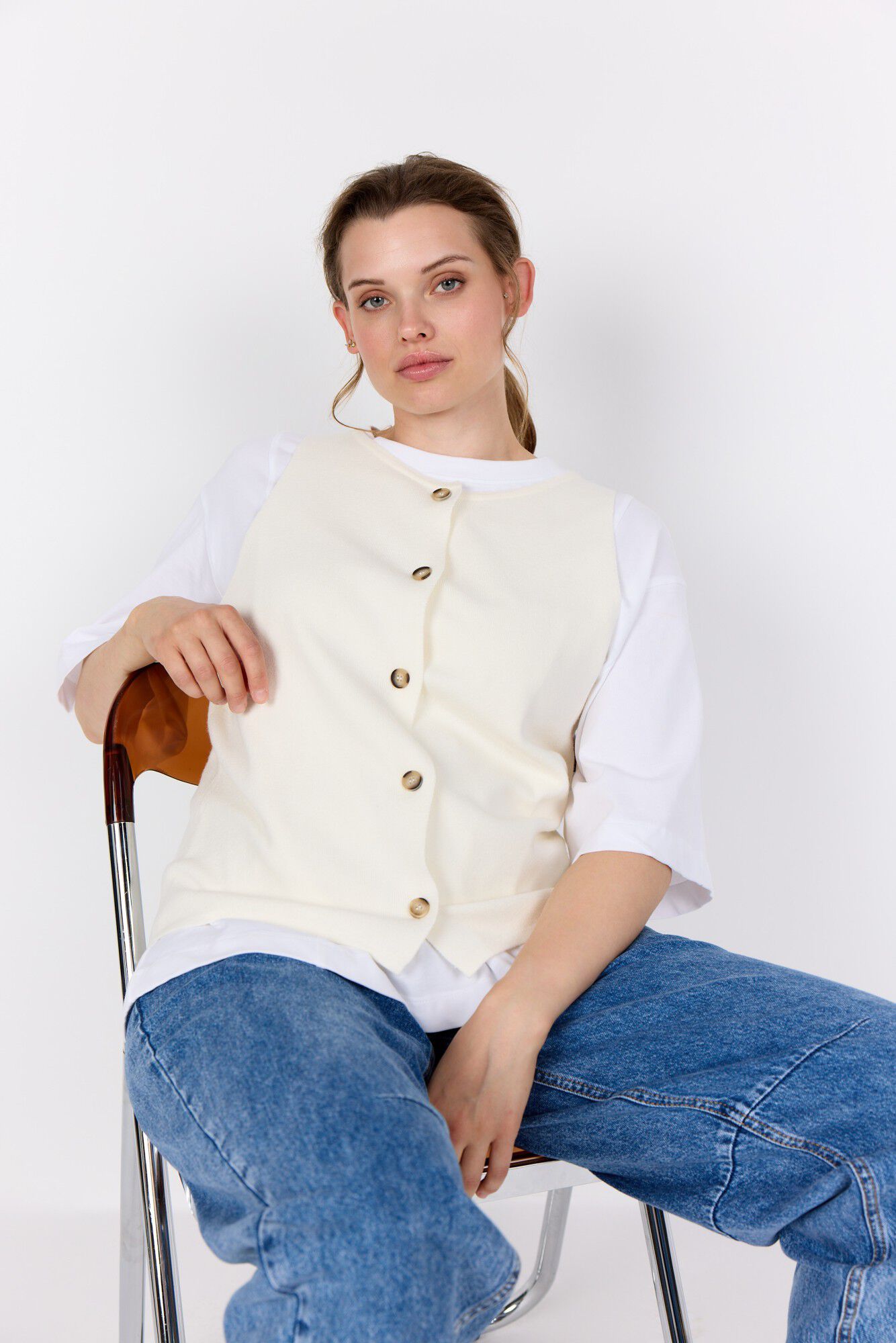 WA-SIKKA 5 Vest Off white