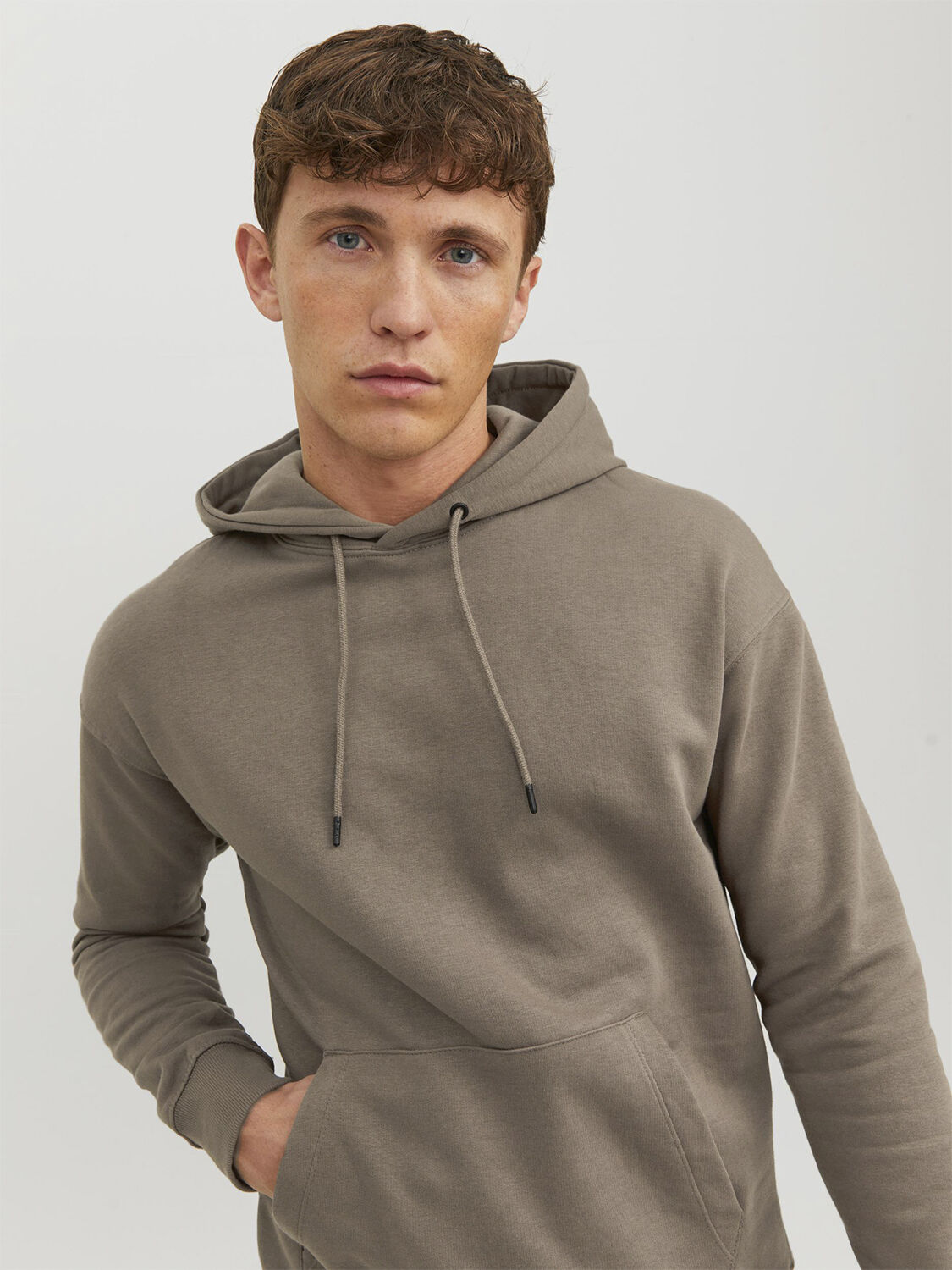 JJESTAR BASIC SWEAT HOOD NOOS
