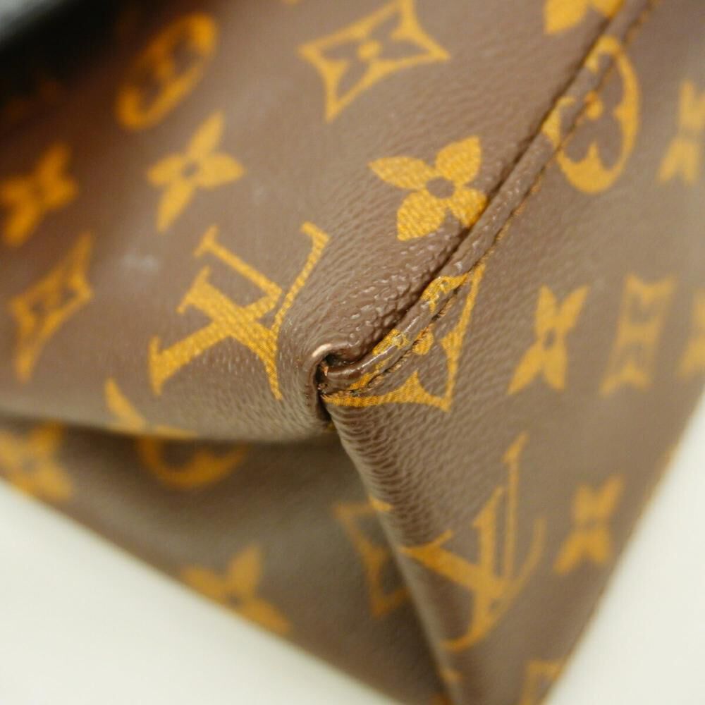 Louis Vuitton Saint Michel