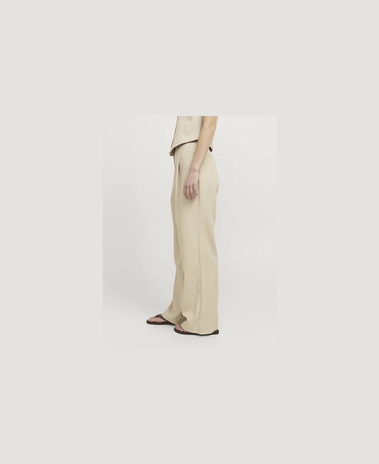JXELLIS STRUCTURED WIDE HW PANT TLR