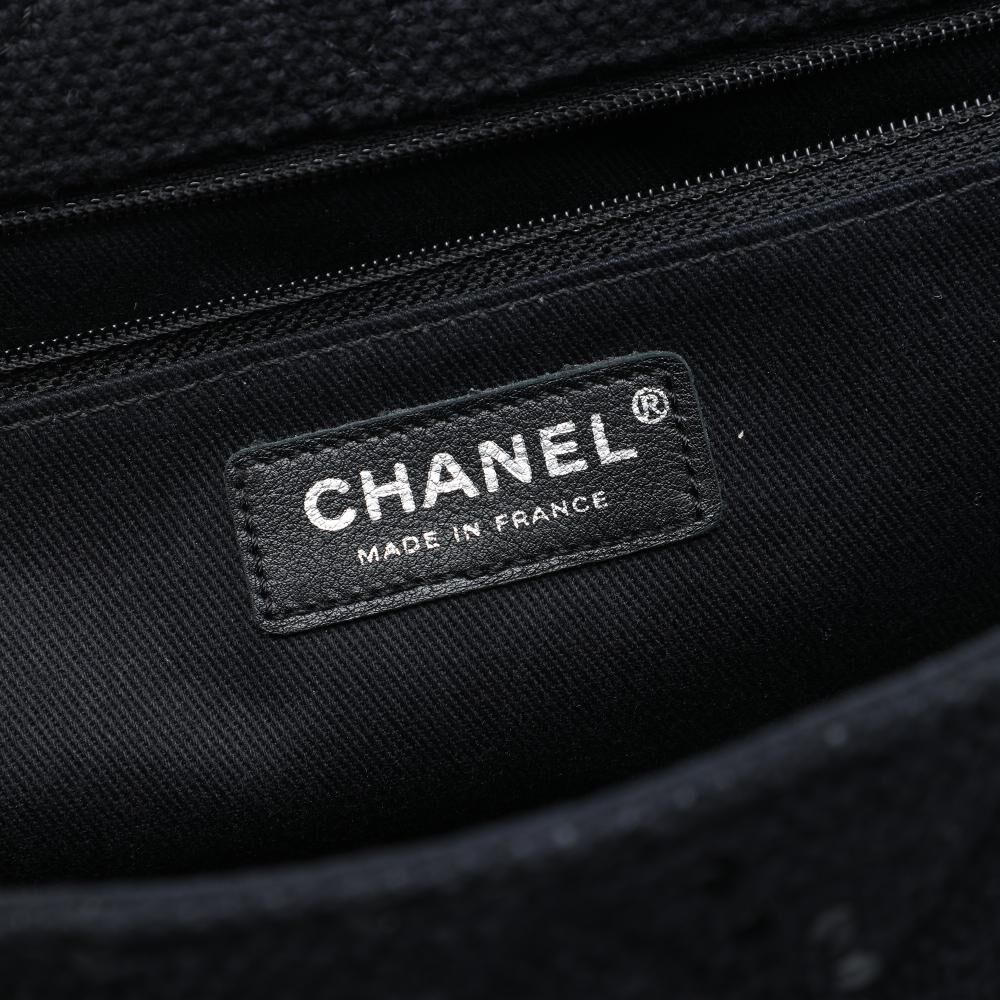 Chanel Messenger Bag