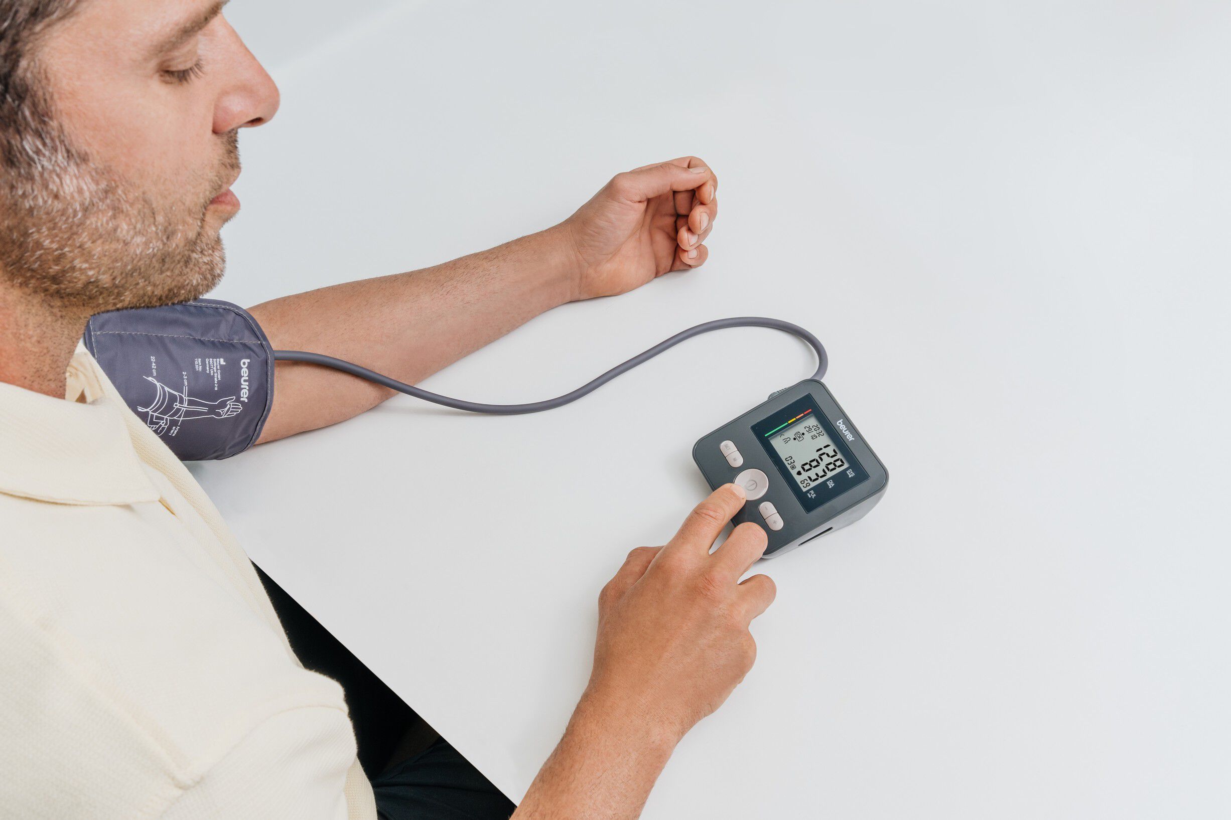 Blodtryksm&aring;ler til overarmen PR-BM02R