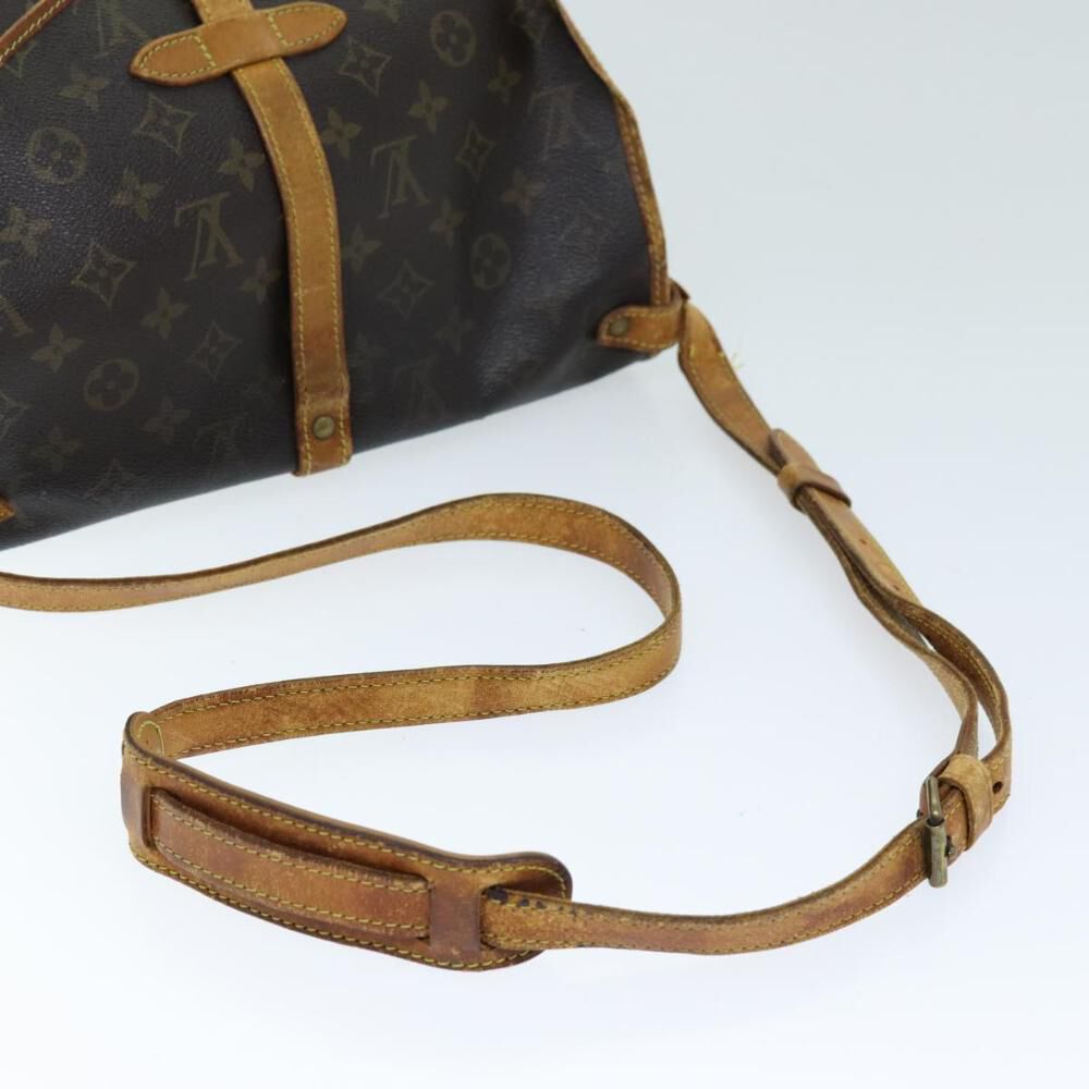Louis Vuitton Saumur