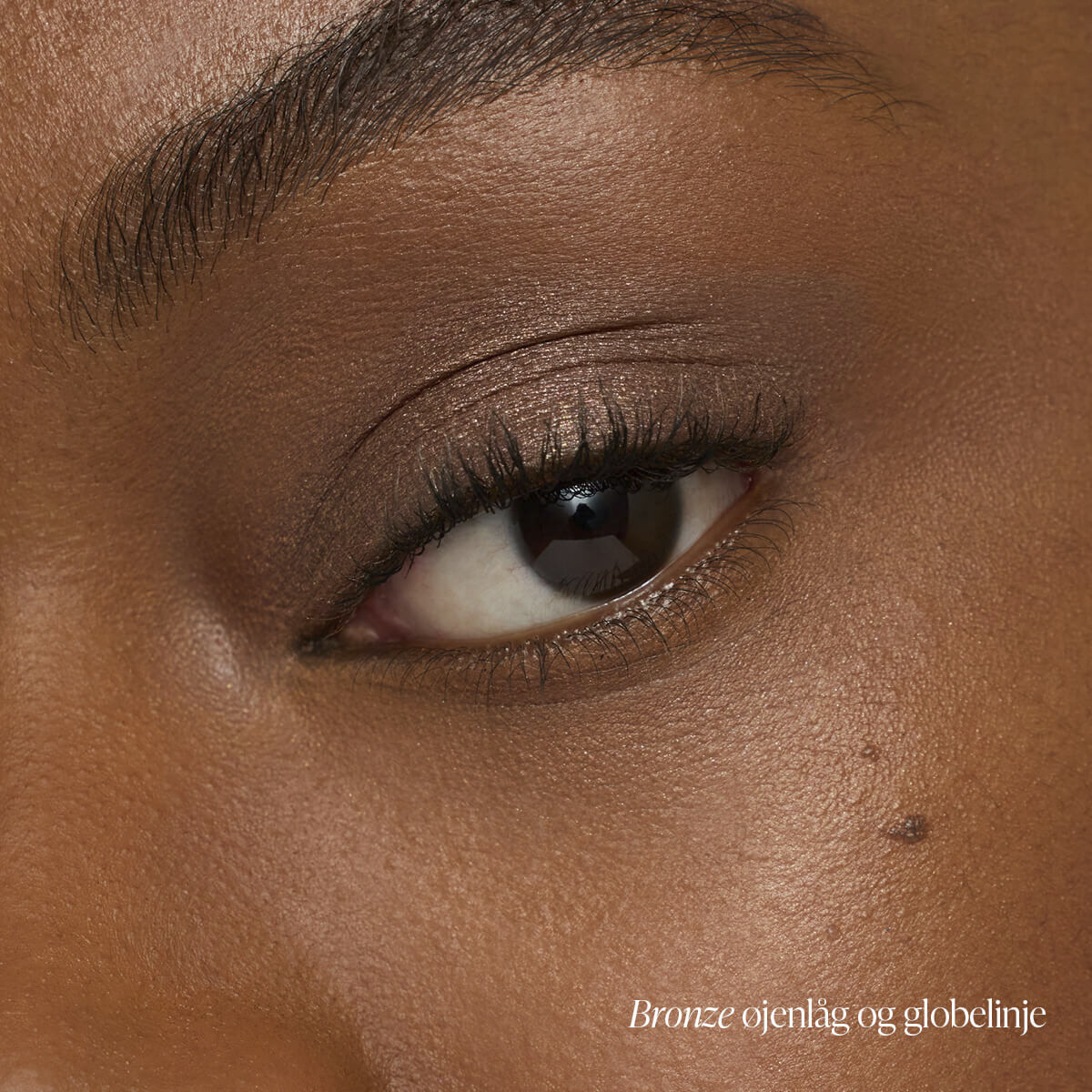 ColorLuxe Eye Shadow Stick