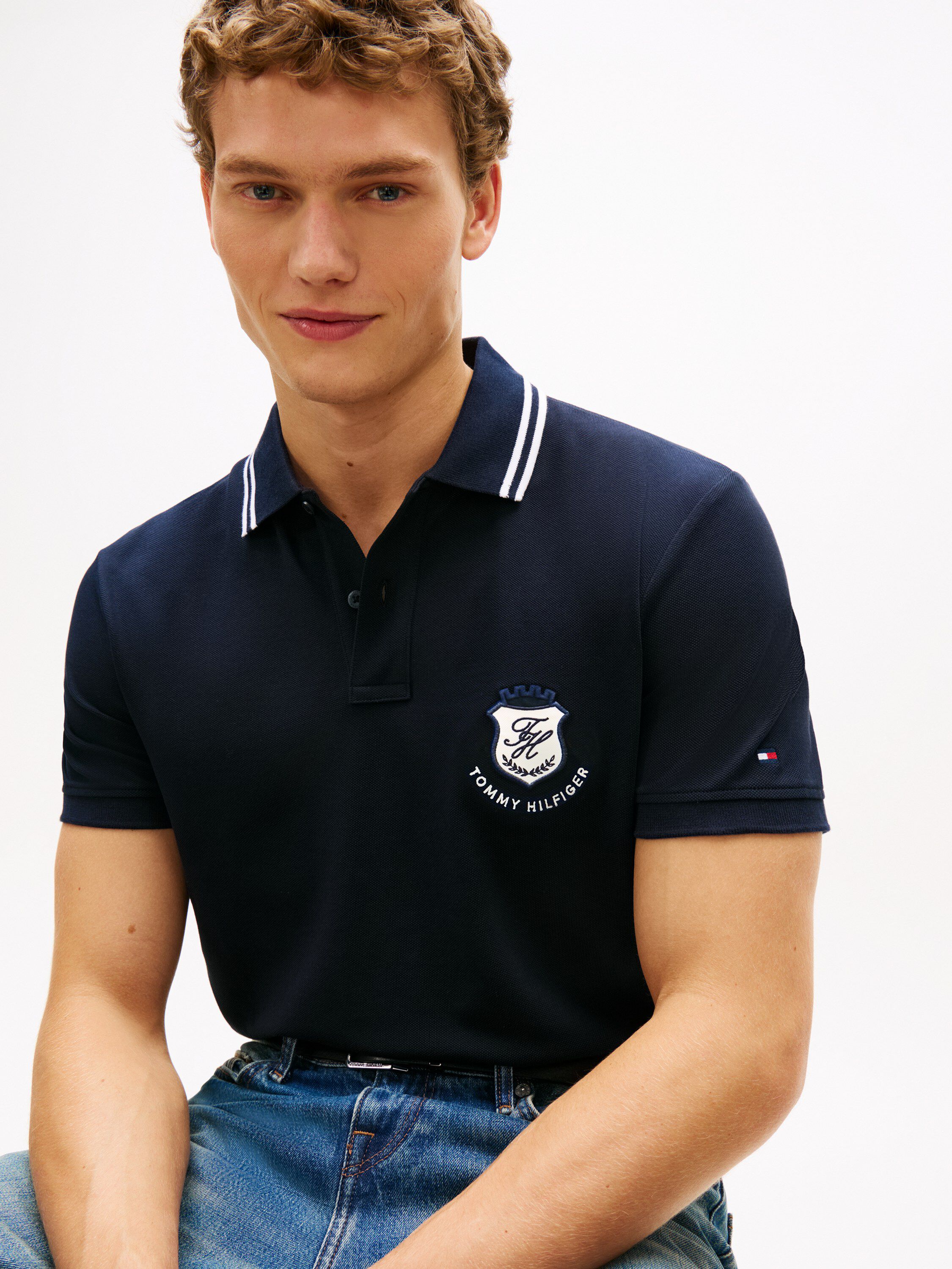 Regular Fit Crest Appliqu&eacute; Polo Shirt