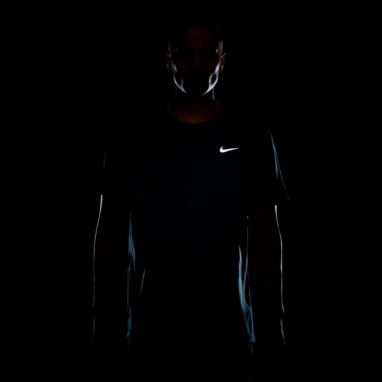 Miler Dri-Fit UV L&oslash;be T-shirt