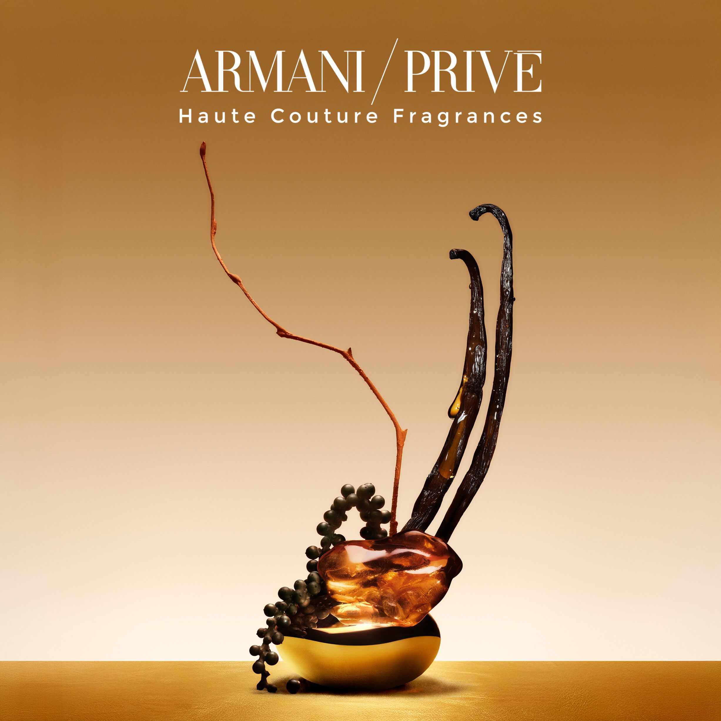 Armani Prive Cuir Dore