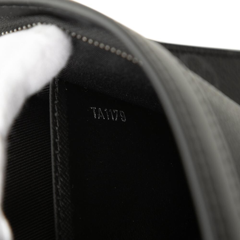 Louis Vuitton Pochette Homme
