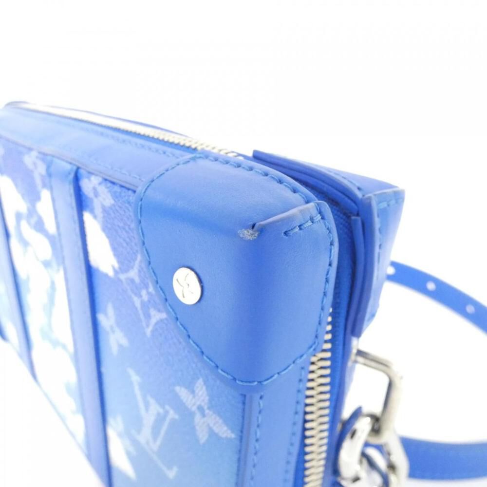 Louis Vuitton Shoulder Bags