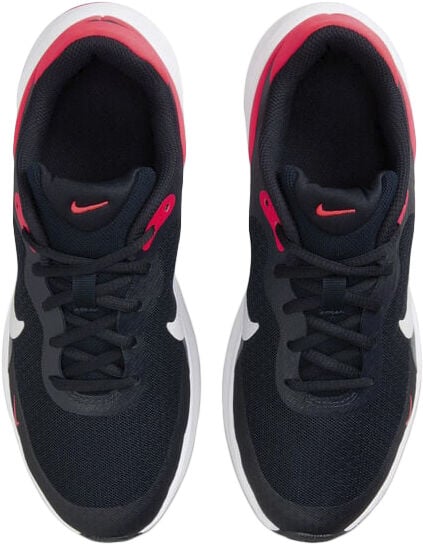 Revolution 7 sneakers