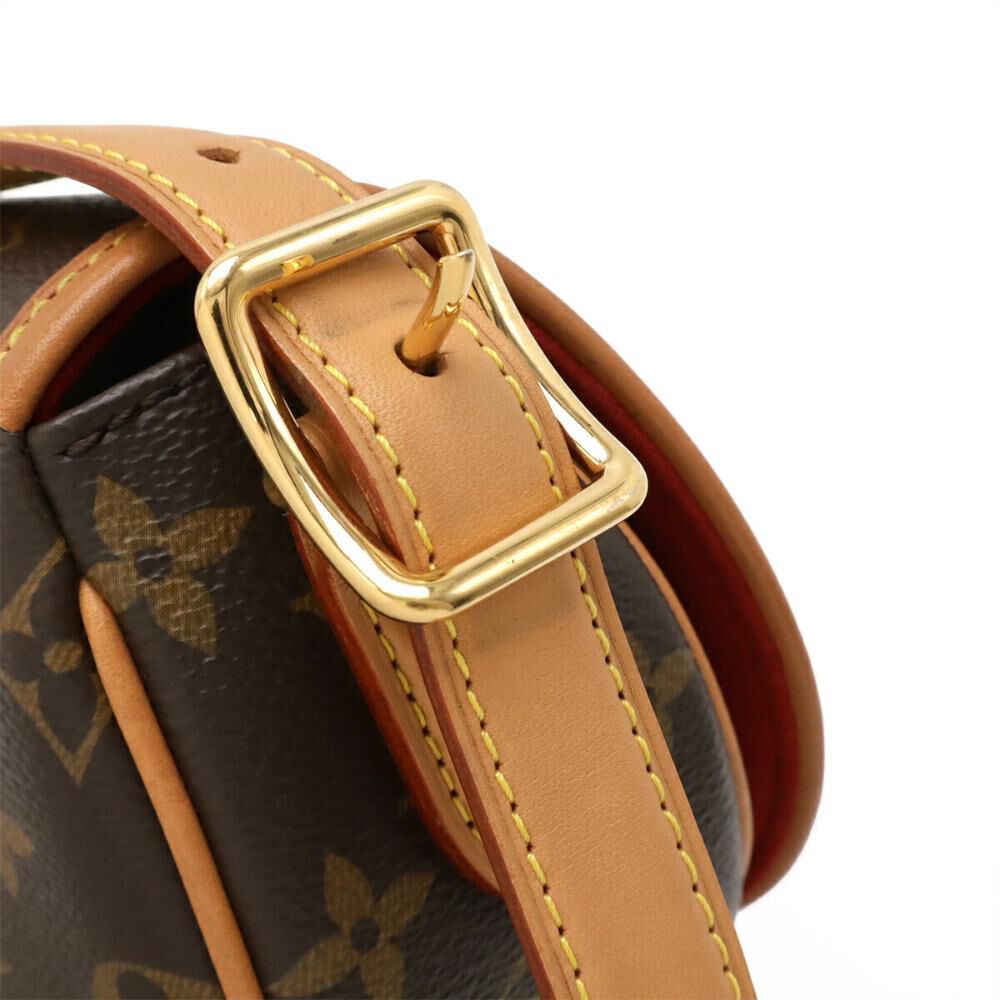 Louis Vuitton Shoulder Bags